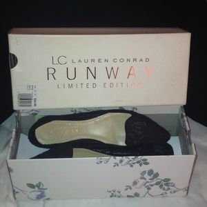 Lauren Conrad FairyBlack limited edition flats